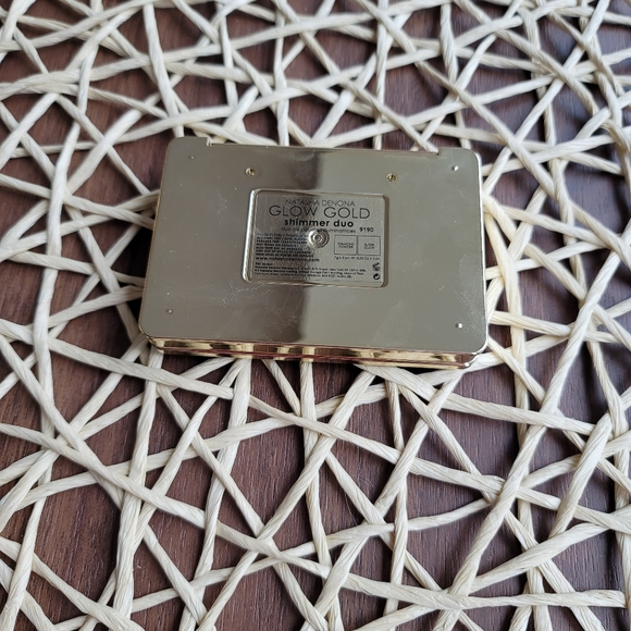 Natasha Denona Glow Gold Palette - Picture 4 of 4